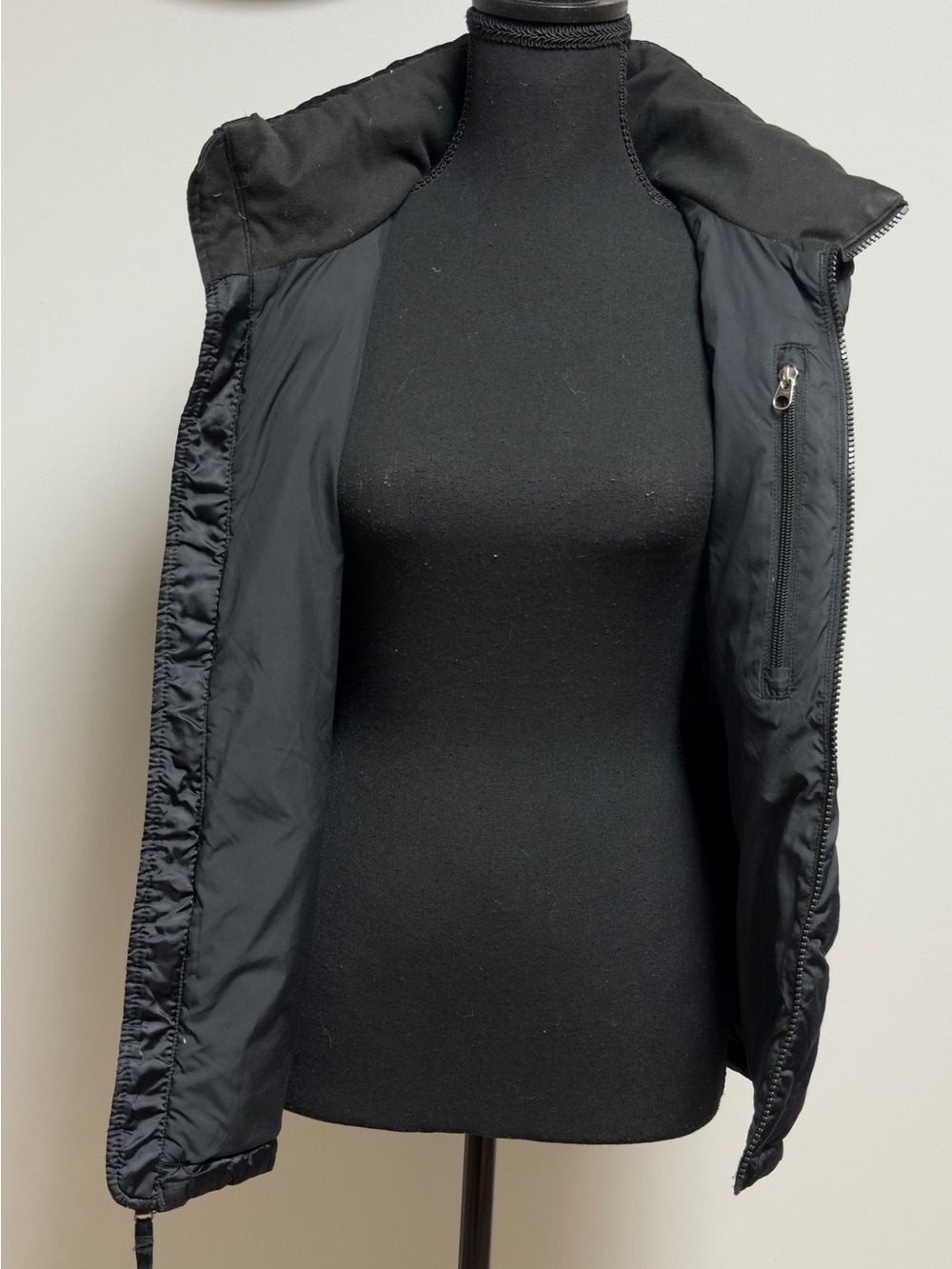 The North Face Aconcagua 550 Down Vest Black Puffer Women's Size M - Picture 5 of 11